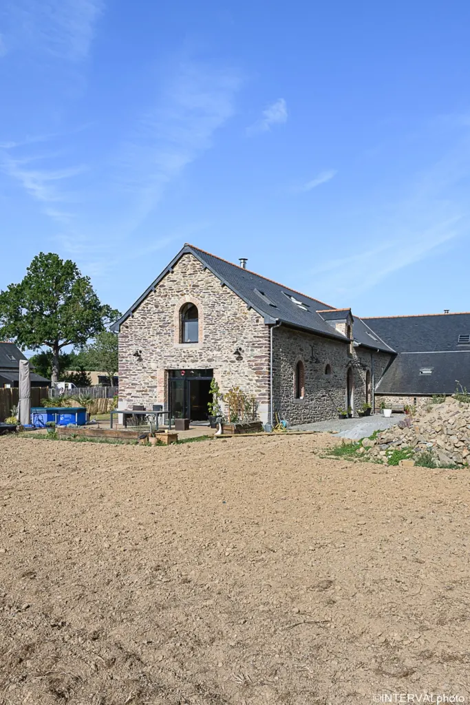 Réhabilitation d'une grange en habitation à Nouvoitou, vue 1