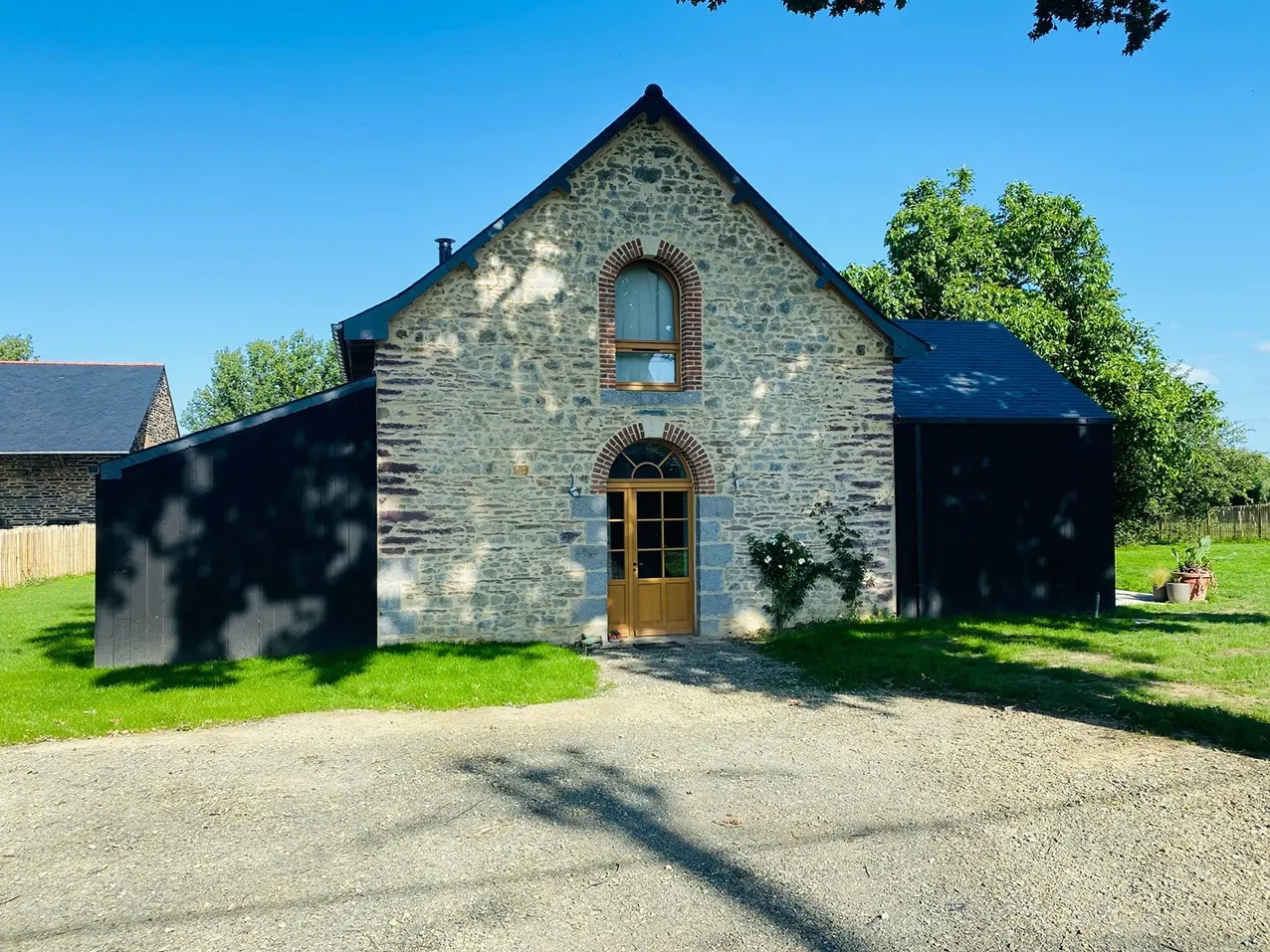 Réhabilitation d'une étable en habitation à Nouvoitou, vue 1